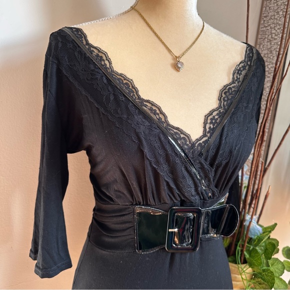 Y2k Black Lace Neck Top - Picture 4 of 7